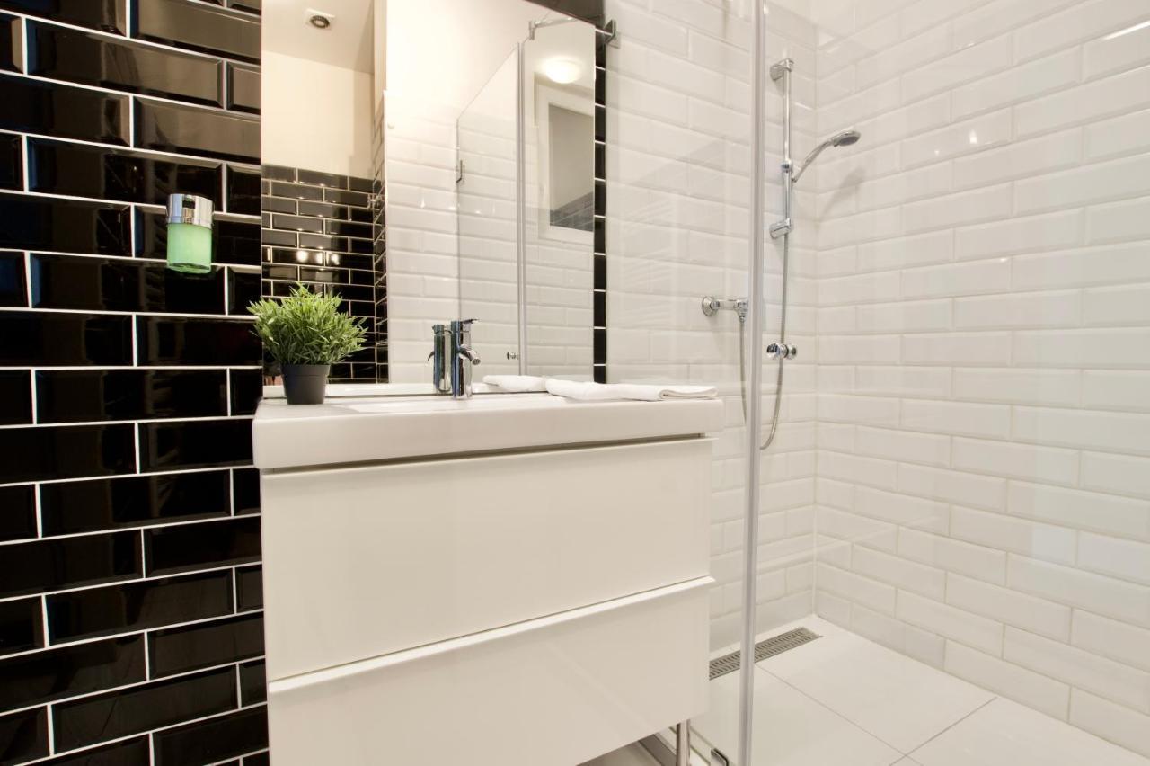 Premium Apartments By Hi5 - Astoria Square Budapesta Exterior foto