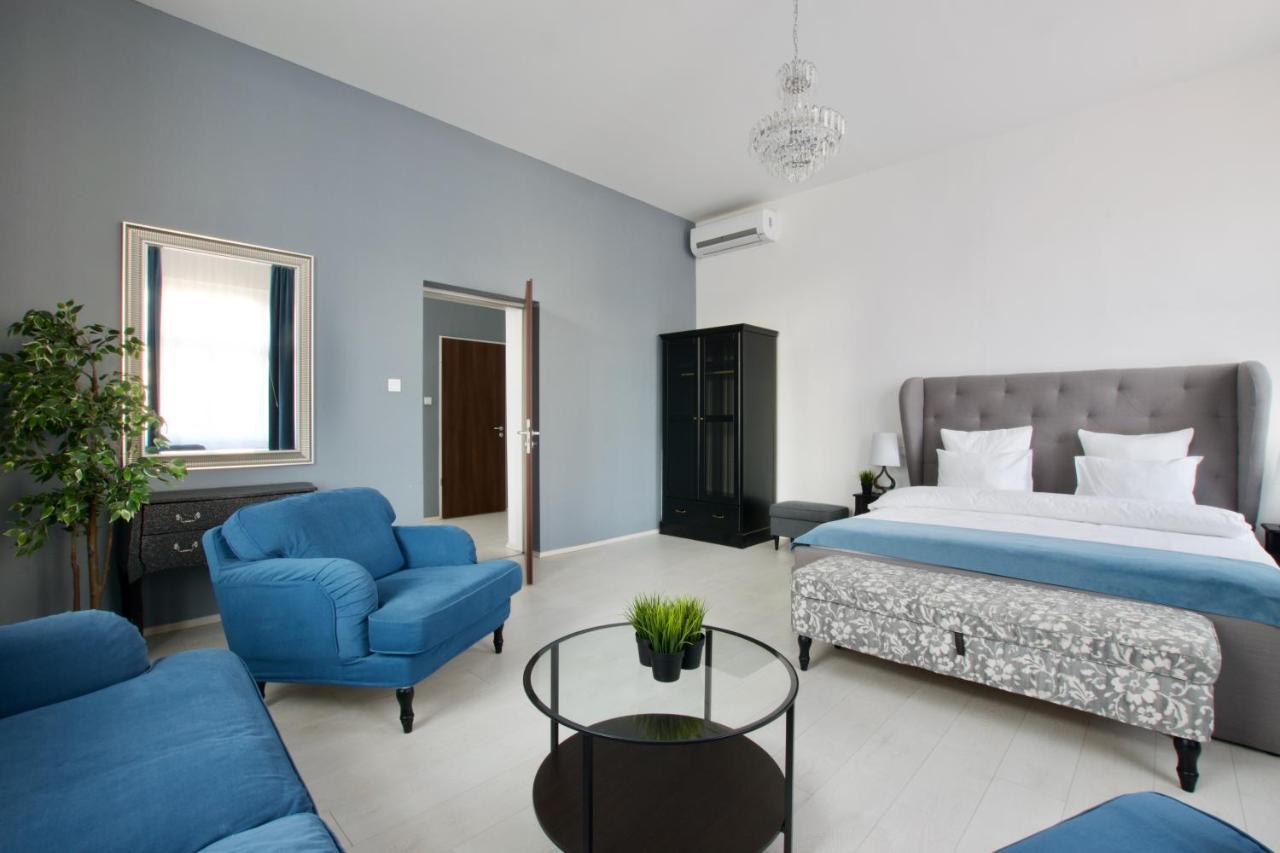 Premium Apartments By Hi5 - Astoria Square Budapesta Exterior foto