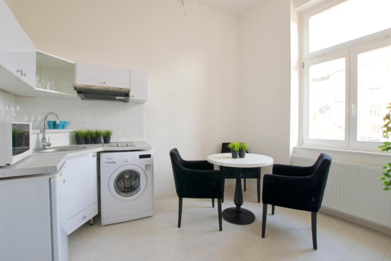 Premium Apartments By Hi5 - Astoria Square Budapesta Exterior foto