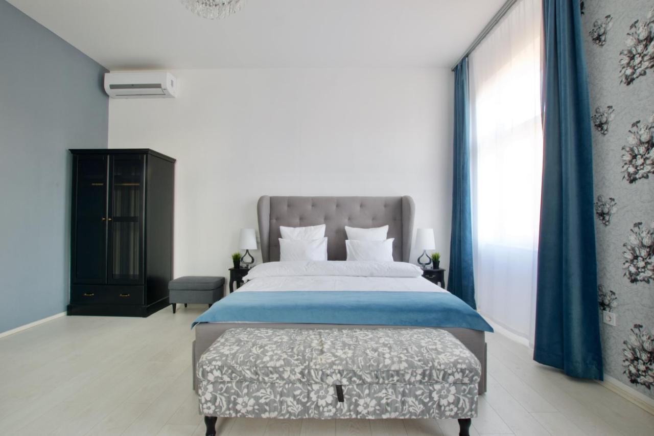 Premium Apartments By Hi5 - Astoria Square Budapesta Exterior foto