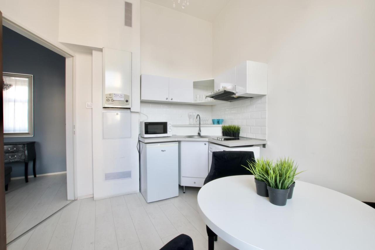 Premium Apartments By Hi5 - Astoria Square Budapesta Exterior foto